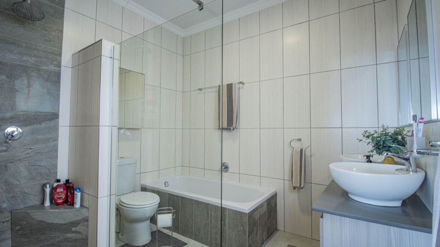 4 Bedroom Property for Sale in Dana Bay Western Cape